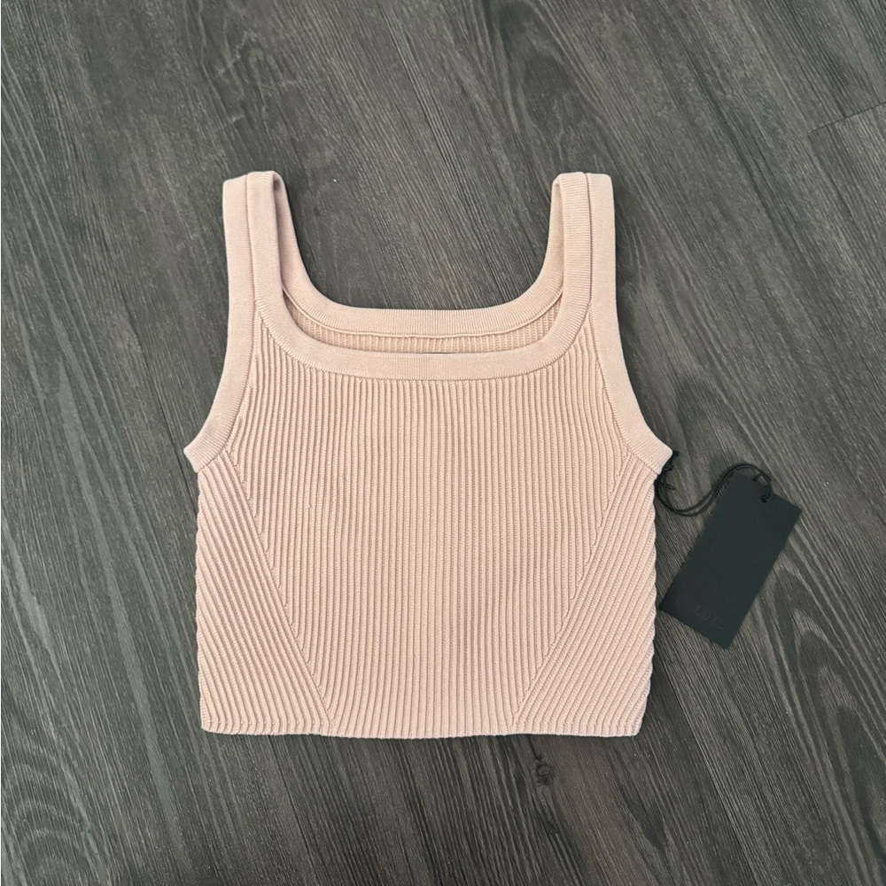 NWT Cuts Pink Rib Tank Cropped, Ribbed crop tank top